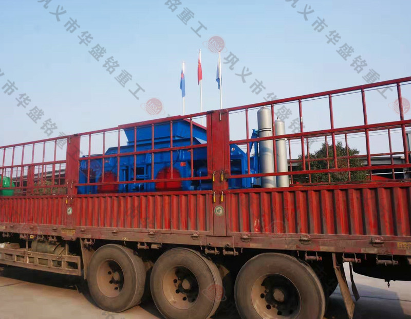 开云网页版登录入口液压对辊制砂机发往云南