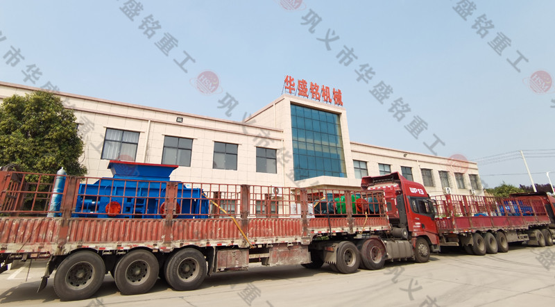 开云网页版登录入口液压对辊制砂机发往云南